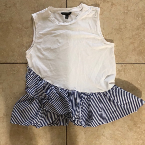 Banana Republic Tops - Banana Republic white ruffle tank top